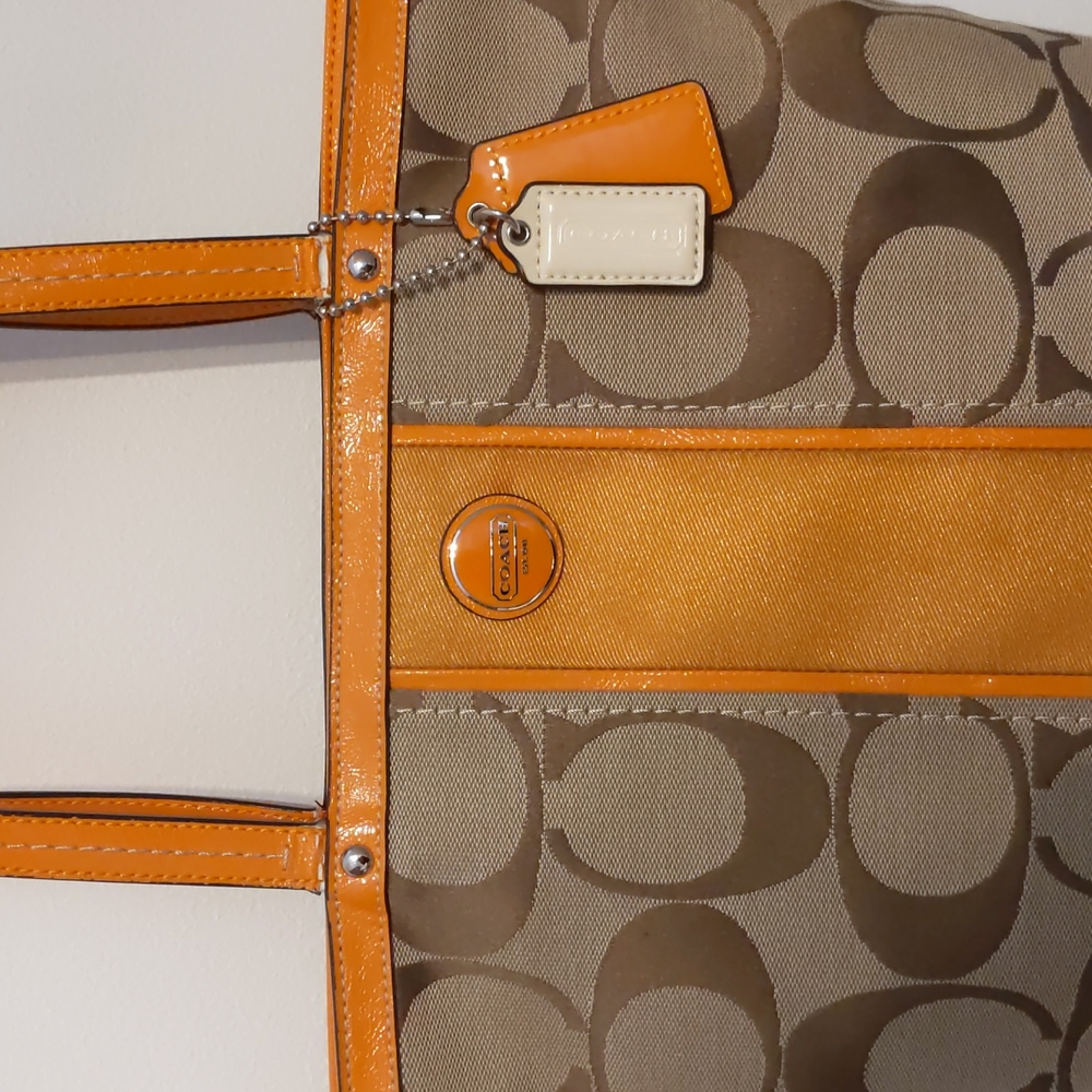 Coach handbag - Picture 7 of 10